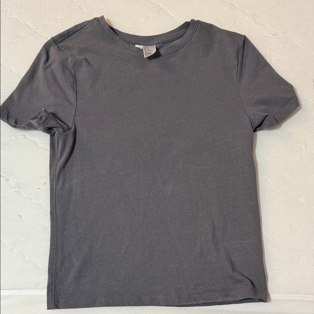 H&M Divided Dark Gray Short Sleeve Tee
